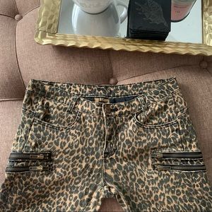 BDG Leopard Ankle Jeans Double Zippers